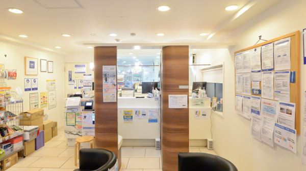 クオール薬局高島平店の受付/カウンター