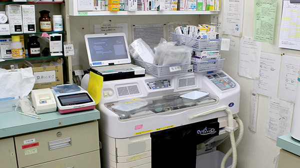 わかくさ薬局の調剤器具