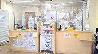 薬局トモズ葛飾青戸店の受付/カウンター