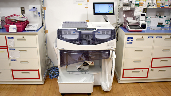 イオン薬局葛西店の調剤器具