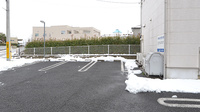 クオール薬局東大和店の駐車場