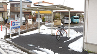 クオール薬局東大和店の駐輪場