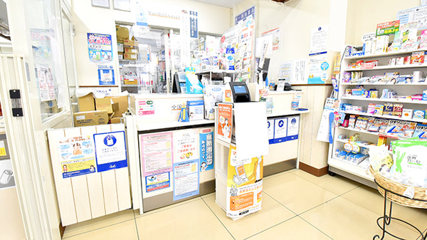 ナチュラルローソンクオール薬局九品仏小前店の受付/カウンター