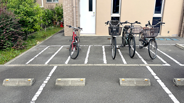 のぞみ薬局下末吉店の駐輪場