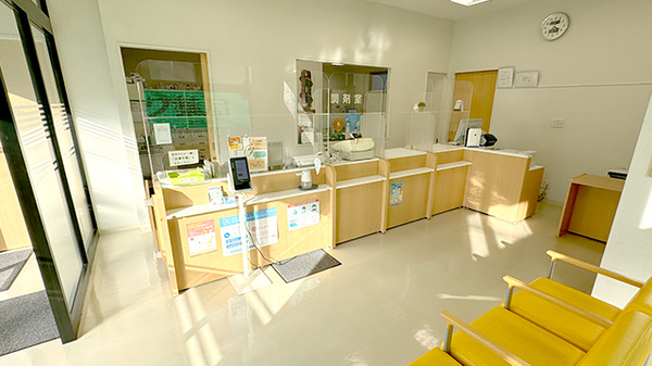 メイワ薬局 鎌倉街道店の受付/カウンター