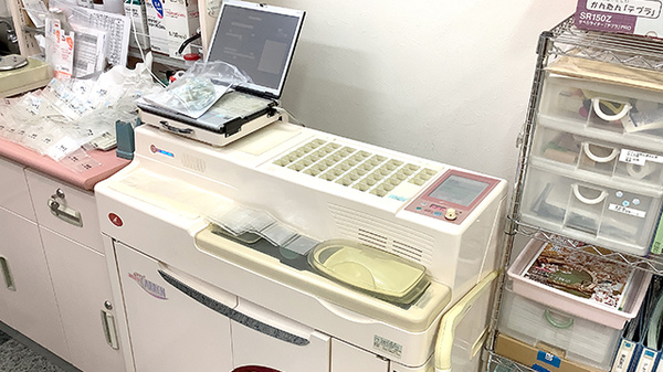 有限会社金丸薬局ビアレ店の調剤器具