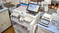 セブンス薬局中央林間店の調剤器具
