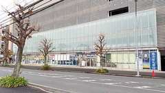 薬局トモズたまプラーザテラス店の外観