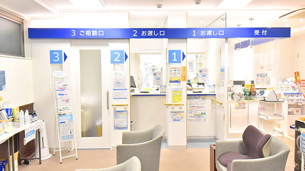 クオール薬局センター南店の受付/カウンター