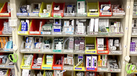 薬局トモズラゾーナ川崎店の薬棚