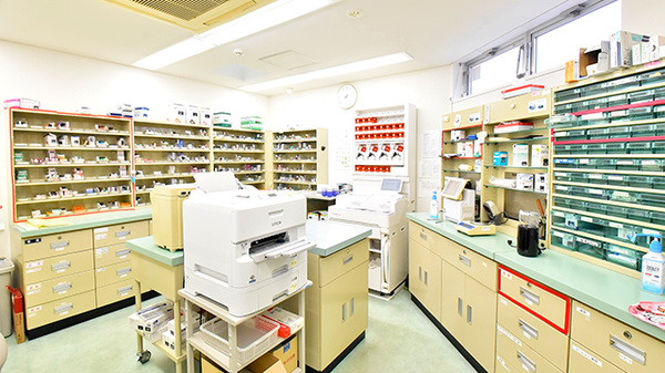 トリム西蒲薬局の調剤室