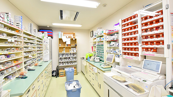トリム薬局 新発田西店の調剤室