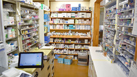 すがいやっきょく上海府店の調剤室