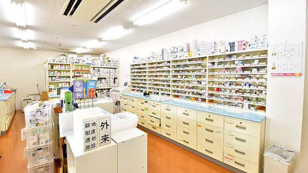 ファーマライズ薬局 氷見店の調剤室