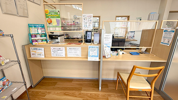 チューリップ米沢薬局の受付/カウンター