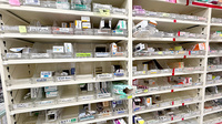 チューリップ米沢薬局の薬棚