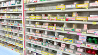 チューリップ中新湊薬局の薬棚