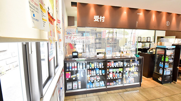 ファーマライズ薬局　南砺店の受付/カウンター