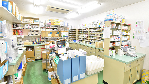 ファーマライズ薬局　南砺店の調剤室