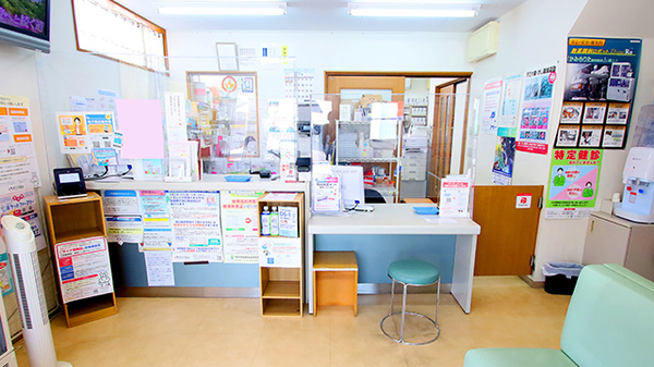 かみもりた調剤薬局の受付/カウンター