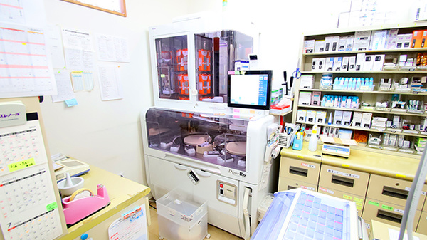 かみもりた調剤薬局の調剤器具
