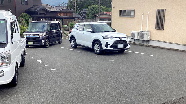 ほほえみ薬局の駐車場