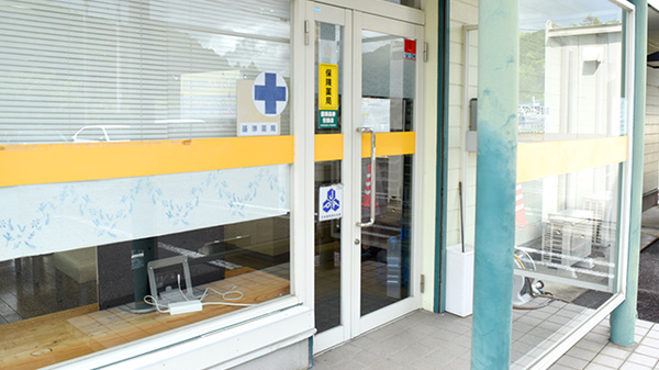 調剤薬局Ｇ・Ｐファルマ武芸川店の入口