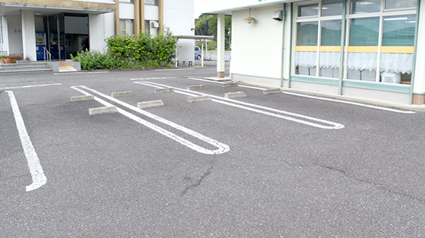 調剤薬局Ｇ・Ｐファルマ武芸川店の駐車場