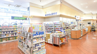 イオン薬局大垣店の入口