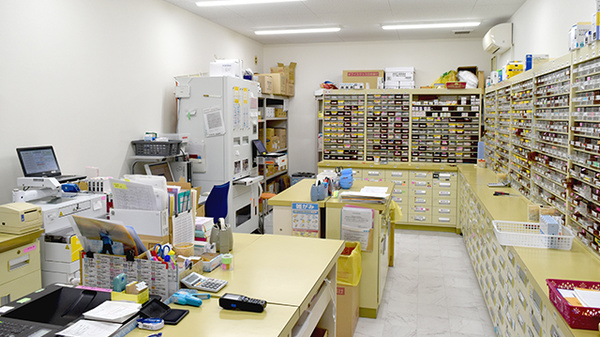 ファーマライズ薬局　中日病院前店の調剤室
