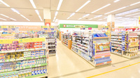 イオン薬局熱田店の内観