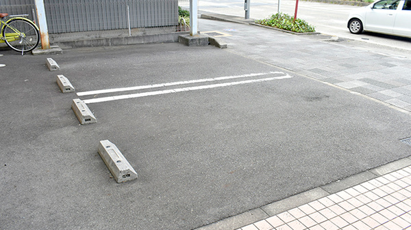 中日調剤薬局 熱田六番店の駐車場