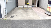 マリン薬局大磯通店の駐車場