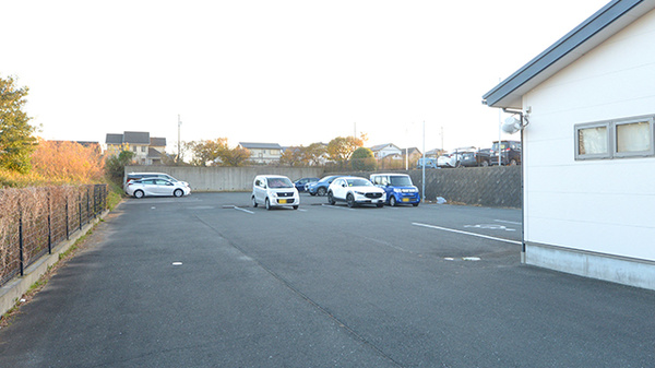 クオール薬局豊橋南店の駐車場