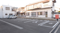 クオール薬局豊橋東店の駐車場