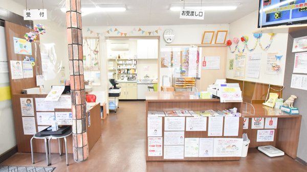 コスモス調剤薬局 春見店の受付/カウンター