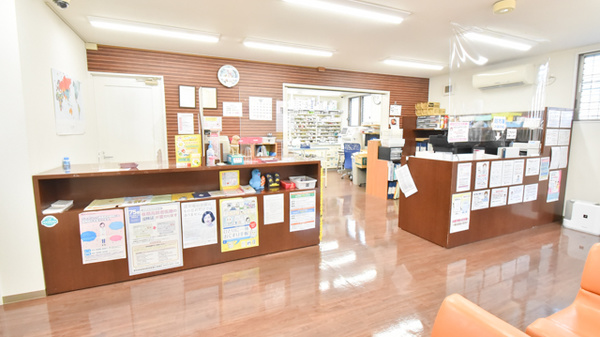 コスモス調剤薬局 出川店の受付/カウンター
