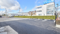 コスモス調剤薬局 出川店の駐車場