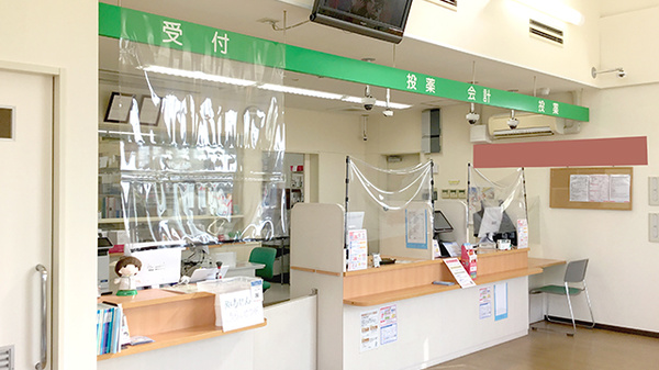 ココカラファイン薬局リソラ大府店の受付/カウンター