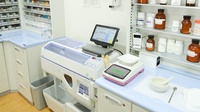 アテナ薬局富吉店の調剤器具