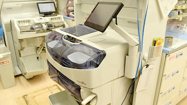 スギヤマ薬局　ユータウンながくて店の調剤器具