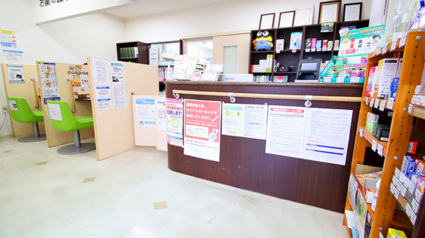 ファーマライズ薬局 鈴鹿住吉店の受付/カウンター