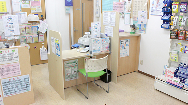 ファースト調剤薬局大津堅田店の受付/カウンター