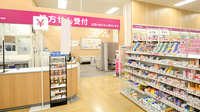 イオン薬局草津店の入口