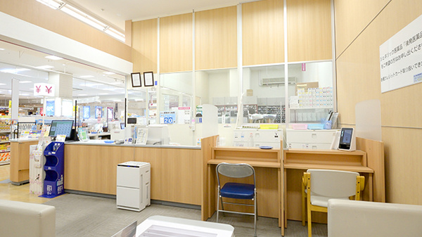 イオン薬局草津店の受付/カウンター
