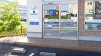 クオール薬局甲西店の入口
