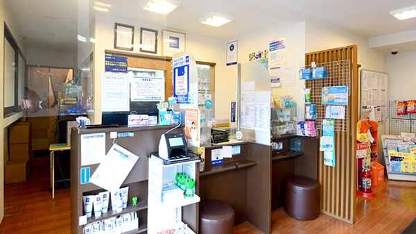 クオール薬局北白川店の受付/カウンター