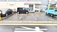 ふたば薬局 淀店の駐車場