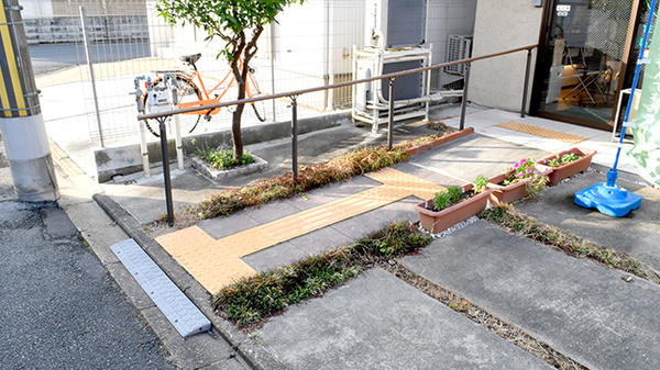 光天堂薬局伏見店のバリアフリー設備