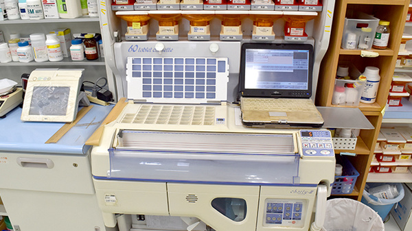 すずらん薬局馬堀店の調剤器具